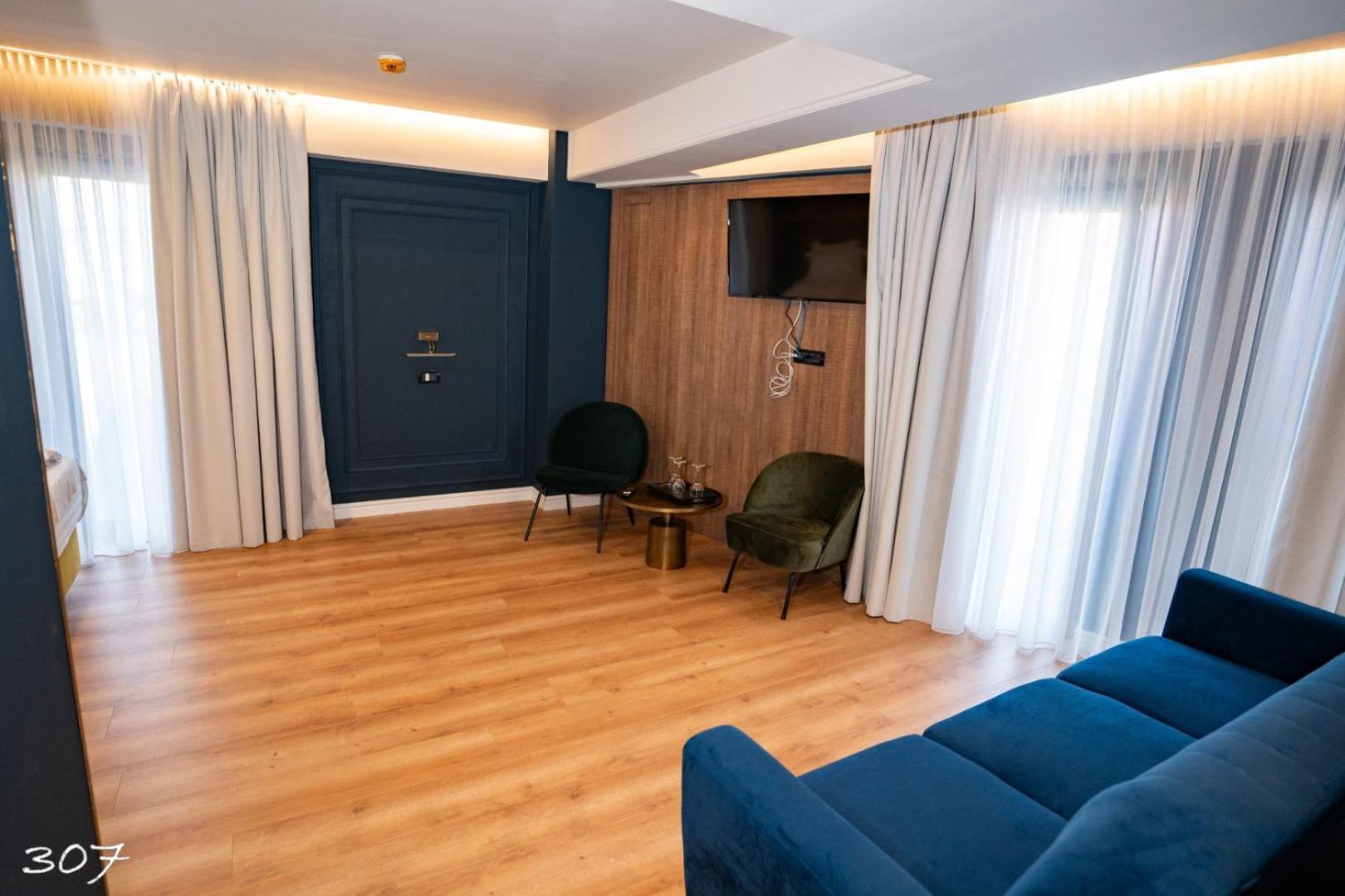 Cosmopolita Boutique Hotel Timişoara Eksteriør bilde