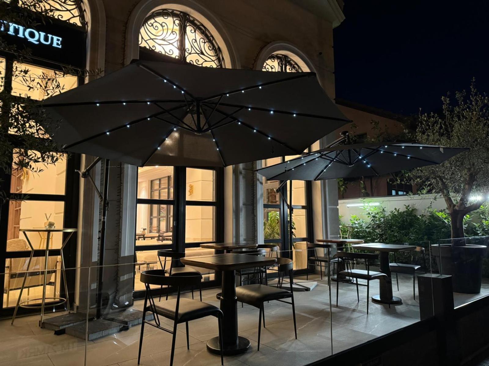 Cosmopolita Boutique Hotel Timişoara Eksteriør bilde