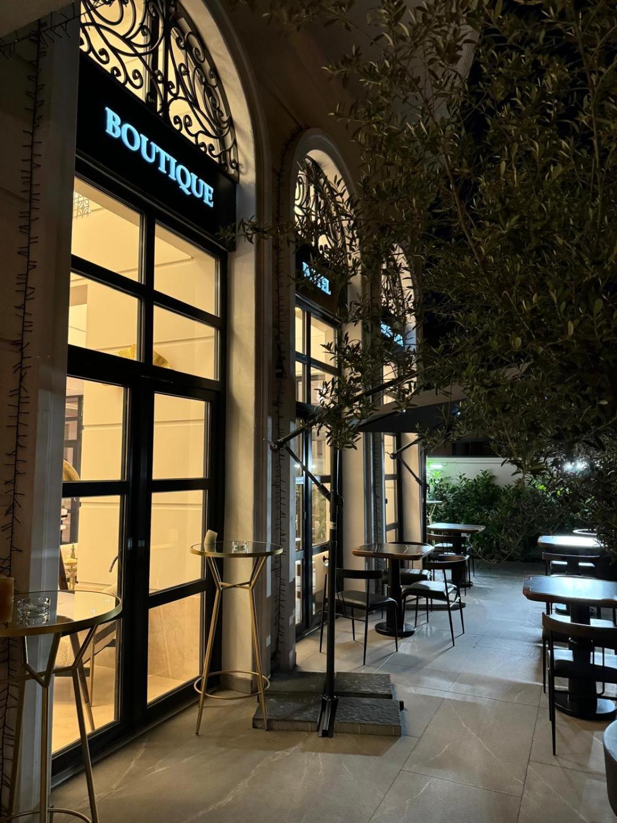 Cosmopolita Boutique Hotel Timişoara Eksteriør bilde