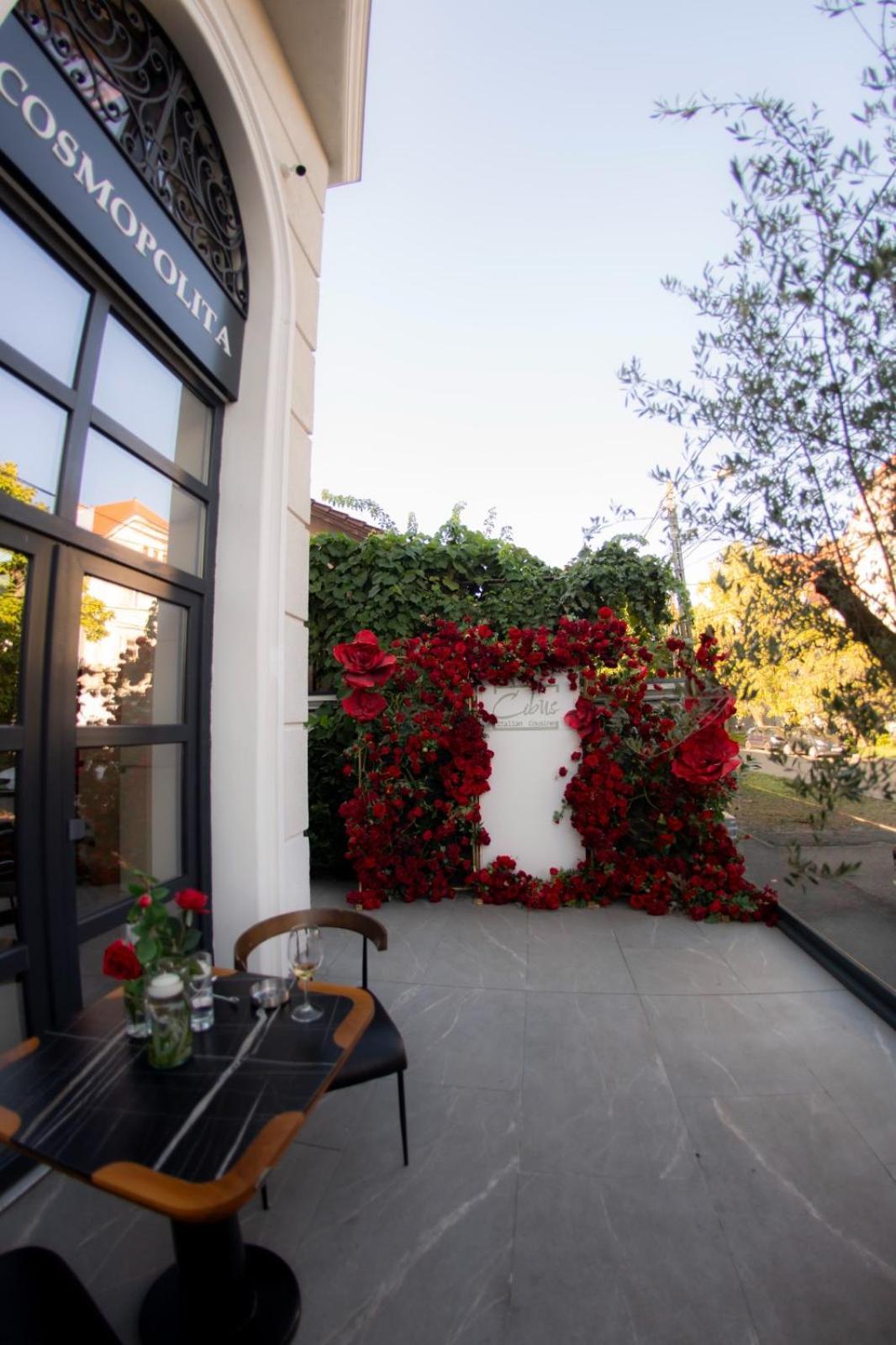 Cosmopolita Boutique Hotel Timişoara Eksteriør bilde