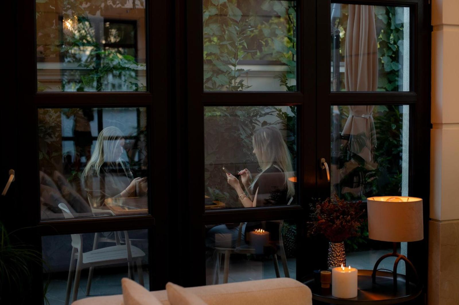 Cosmopolita Boutique Hotel Timişoara Eksteriør bilde