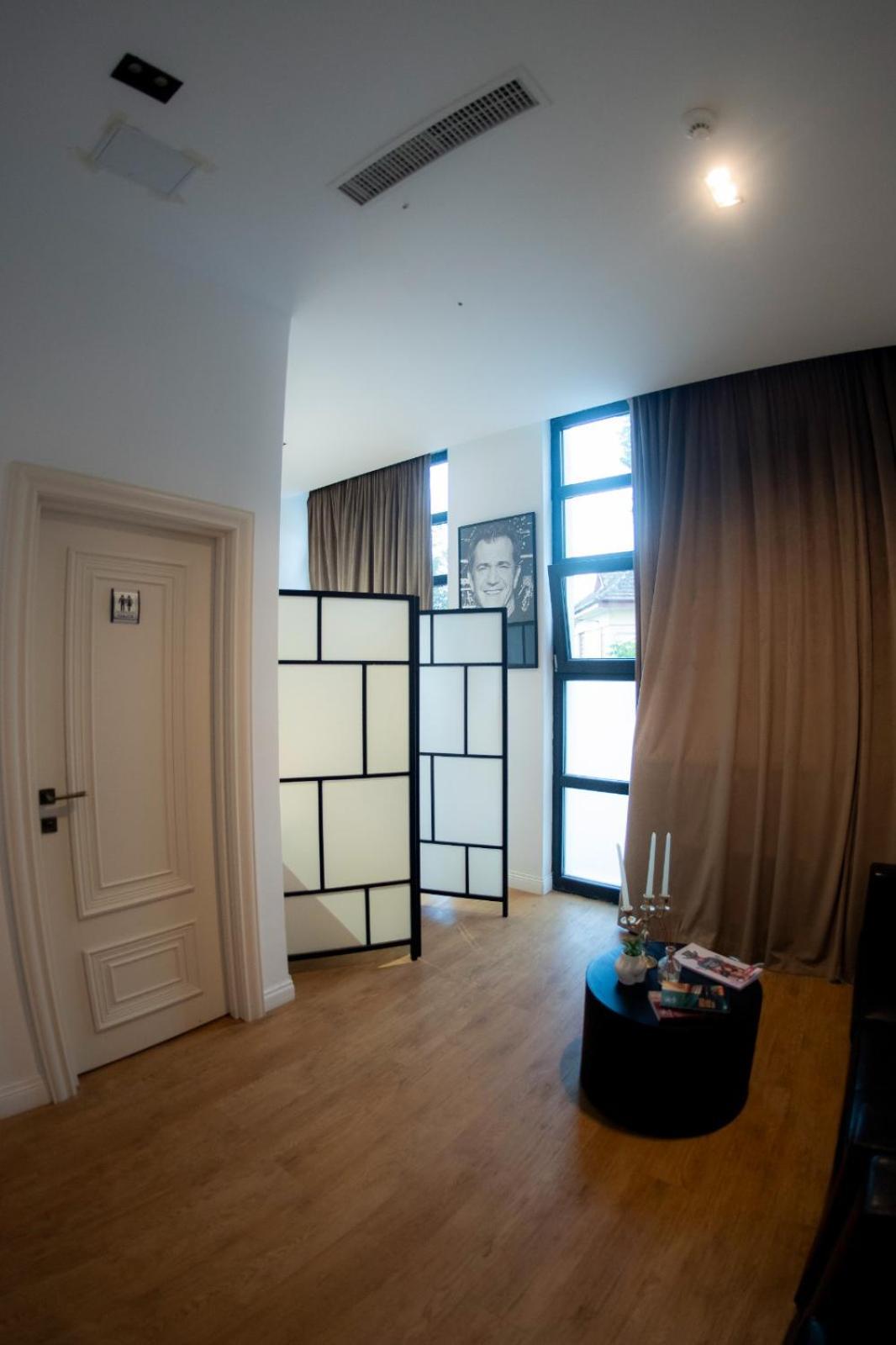 Cosmopolita Boutique Hotel Timişoara Eksteriør bilde